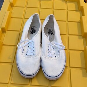 Vans Classic Off White Lace-Up Shoes